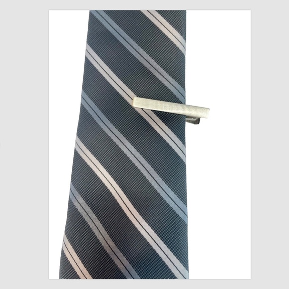 BLACK / SILVER  STRIPED JF J. FERRAR MEN’S NECK TIE & SILVER TIE CLIP - Picture 3 of 4